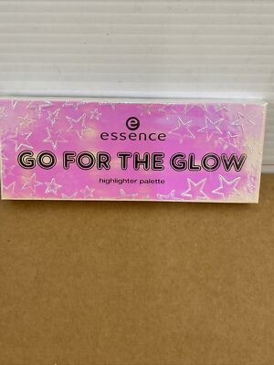 Essence Go For The Glow Highlighter Palette #01 The Cools.