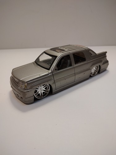 ミニカー 2002 CADILLAC ESCALADE DAB CITY Jada Toys Dub City 2002 Cadillac Escalade Ext 1:24 Scale | eBay
