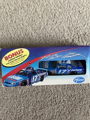 Team Caliber Pfizer Matt Kenseth #17 Visine Monte Carlo 1:64 Scale Roush Racing