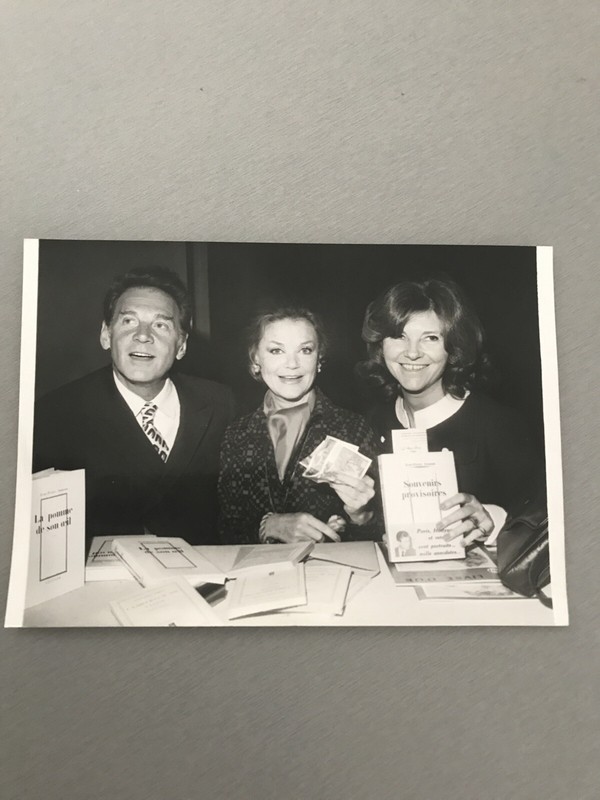 Jean Pierre Aumont, Sophie Desmaret, Simone Simon - Photo De Presse Originale