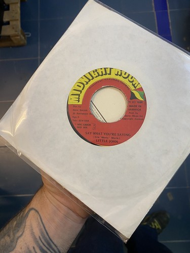 Foto dell'oggetto di un acquirente verificato