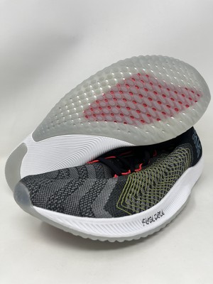 

Мужские кроссовки New Balance FuelCell Rebel V1, черные/мульти, Black/multi