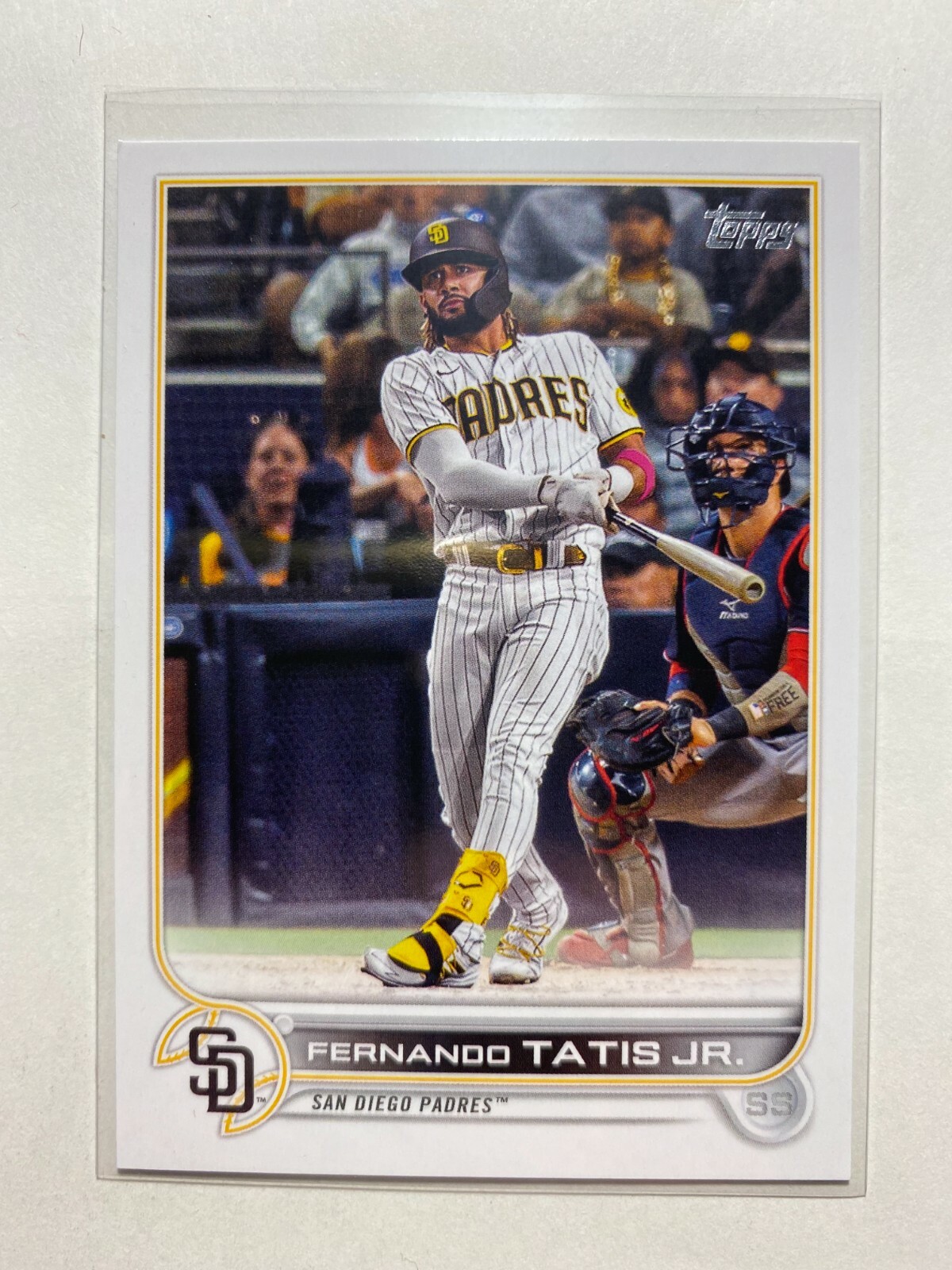 稀少TATIS JR. 2024 Topps Series 1 FERNANDO TATIS JR. Royal Blue Parallel