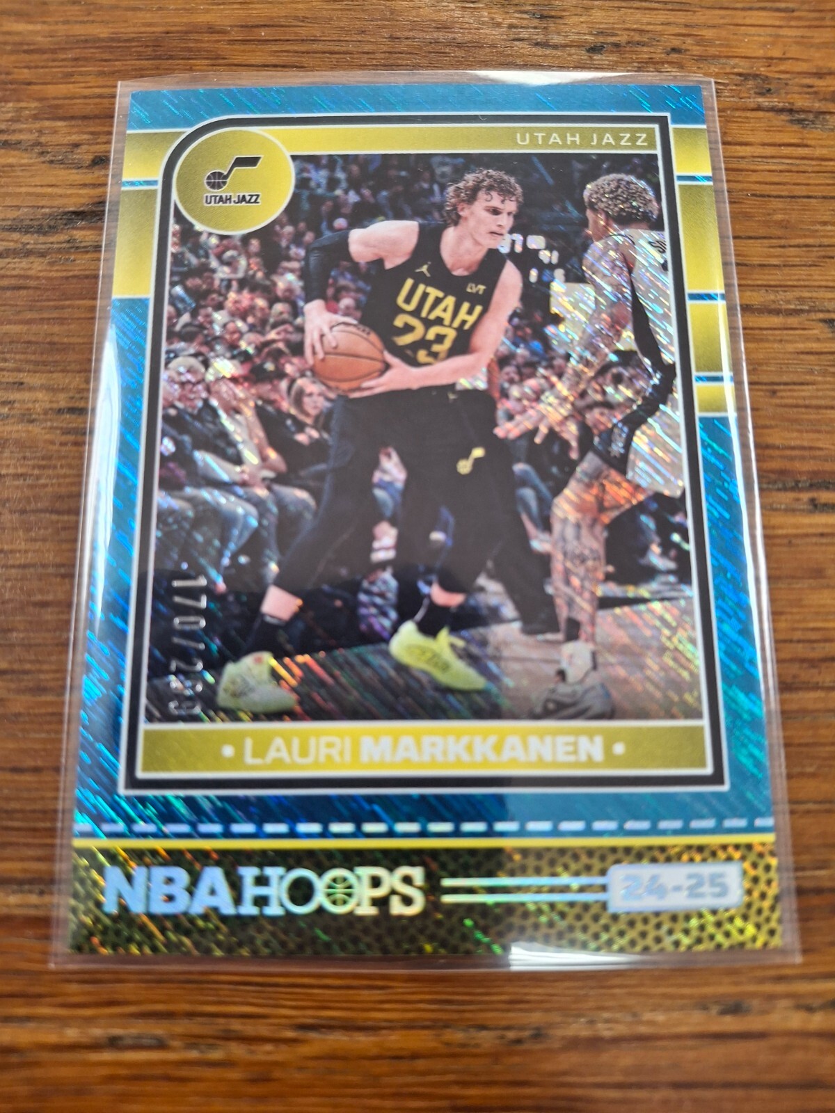 2022-23 Immaculate Gold ラウリーマルカネン /10シリ 2022 PANINI FLAWLESS LAURI MARKKANEN MOMENTOUS AUTOGRAPH