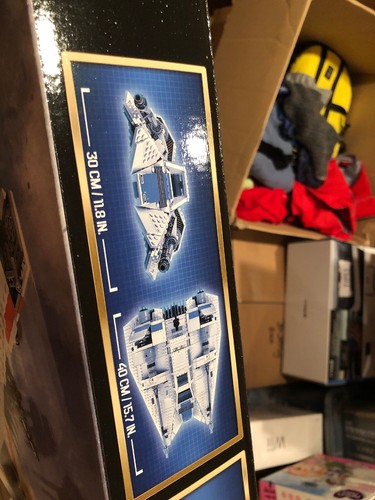 Lego Snowspeeder UCS 75144 Sealed NIB