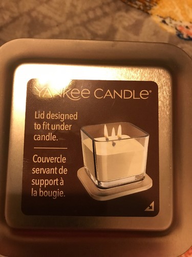 Yankee Candle Dark Berries 13.5oz Elevation Collection