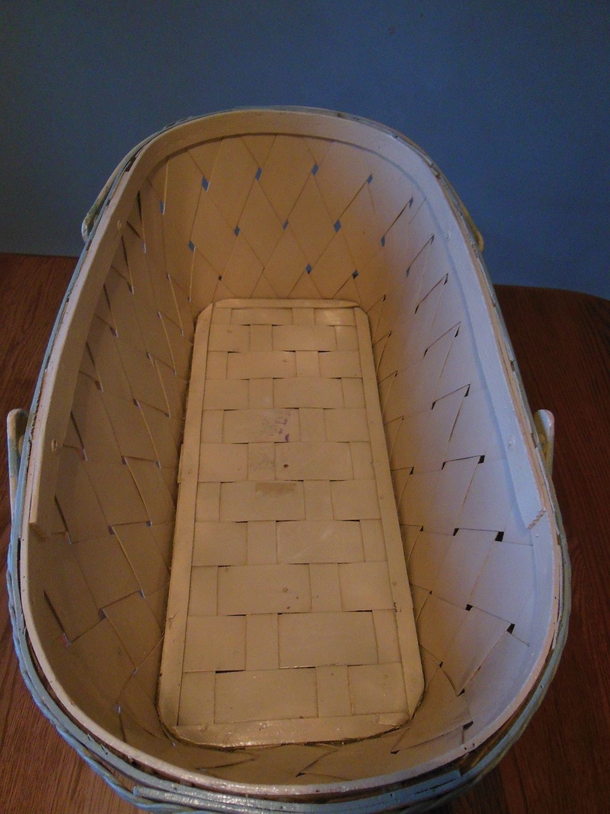Vintage BABY BASKET Bassinet
