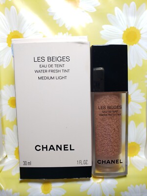 CHANEL Les Beiges 20 Medium Light Eau De Teint Water Fresh Tint Glow Light 1 oz