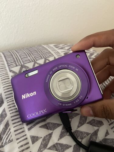 NICON COOIPIX S3300 ゴールド Amazon | Nikon デジタルカメラ COOLPIX (クールピクス) S3300