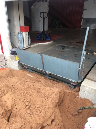 Aaron-Bradley Lds-3 hydraulic platform 6x8.