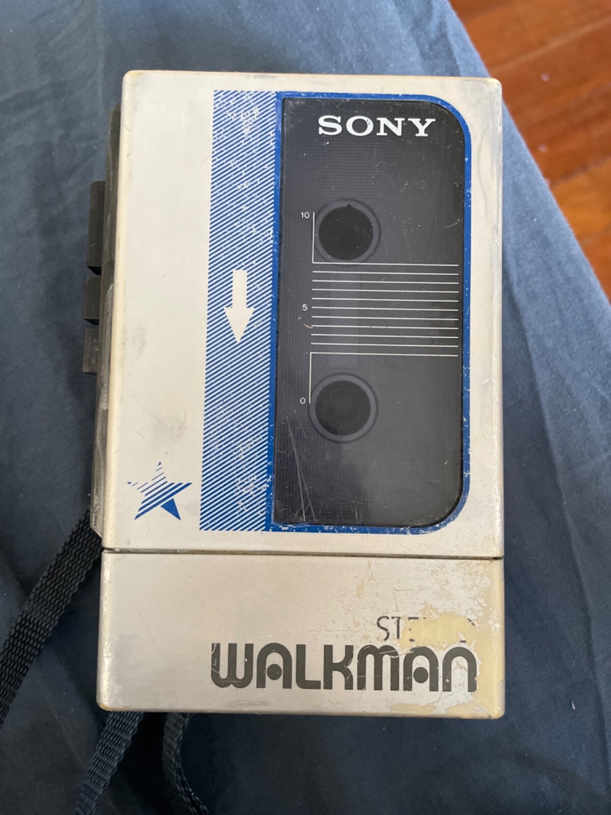 Sony Walkman WM-8 Stereo Cassette Player UNTESTED Netflix Sony Walkman WM-8 Stereo Cassette Player UNTESTED Netflix