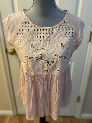 Acemi Women's Size M Light Pink Rose Embroidered Keyhole Sleevless Top