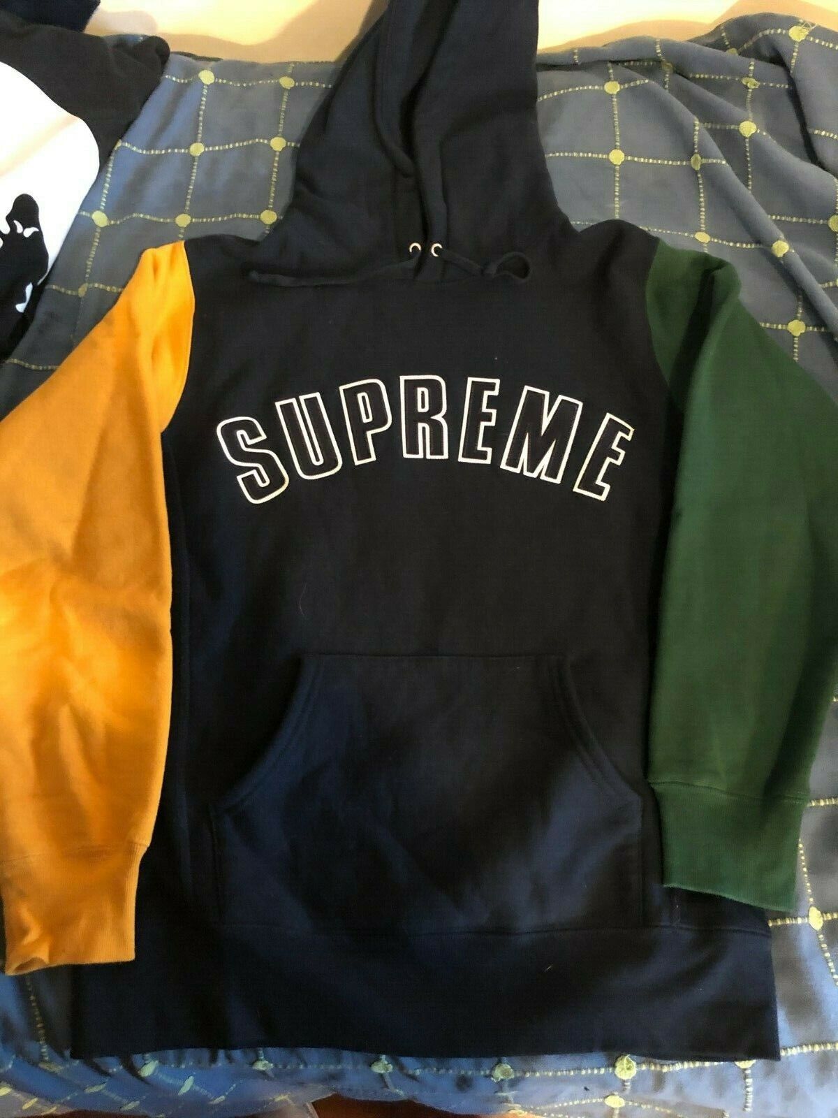Supreme Color Blocked Arc Logo Hooded Sweatshirt Medium F/W Supreme Color Blocked Arc Logo Hooded Sweatshirt Medium F/W