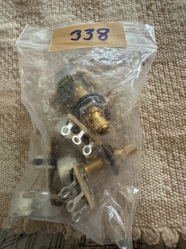 One (1) CTS TAOT Custom 500K LONG Split Shaft Audio Taper Pot 10% Tolerance #338