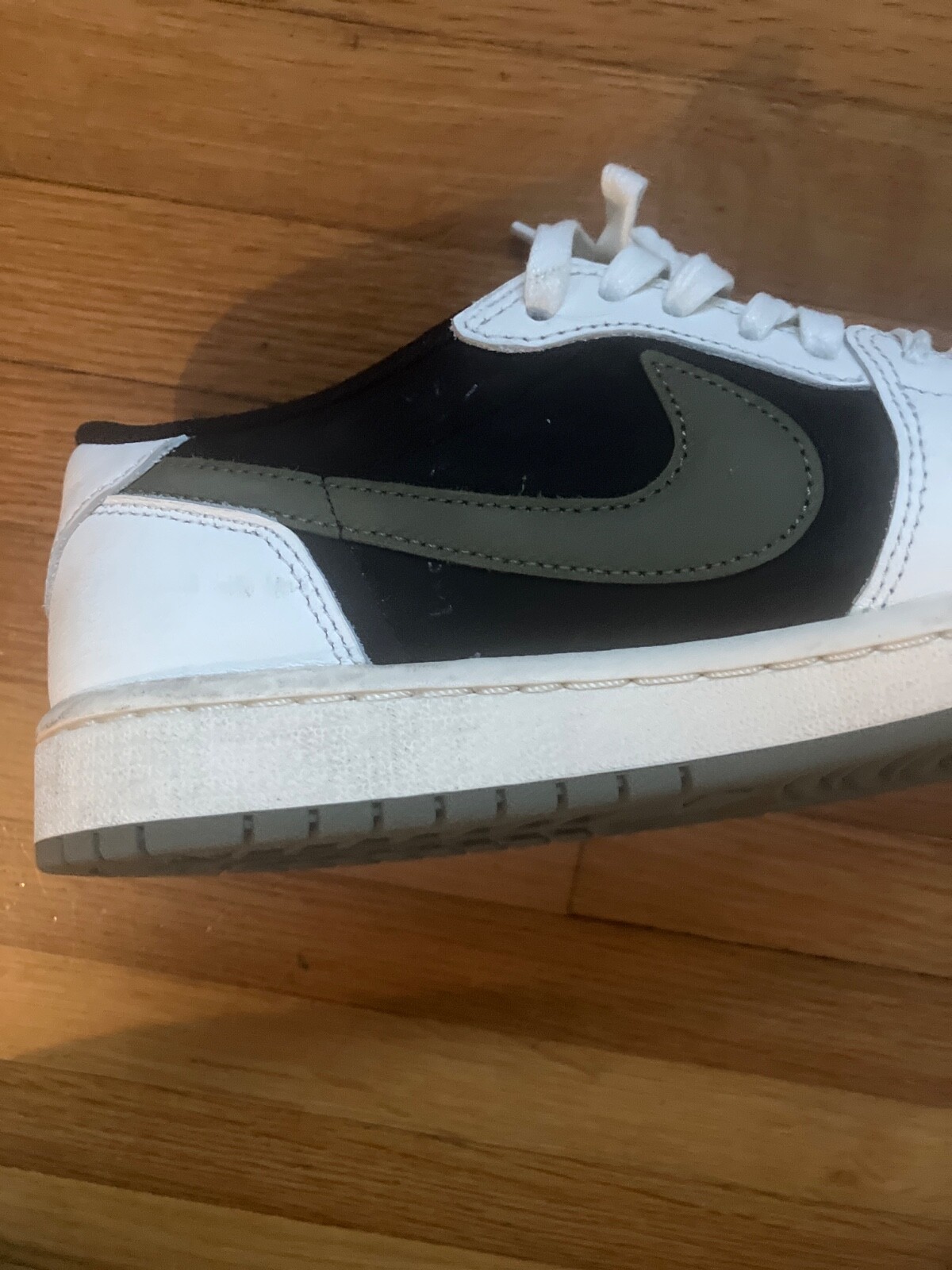 Size 8 - Travis Scott x Air Jordan 1 Retro OG SP Low Reverse Olive / Medium...