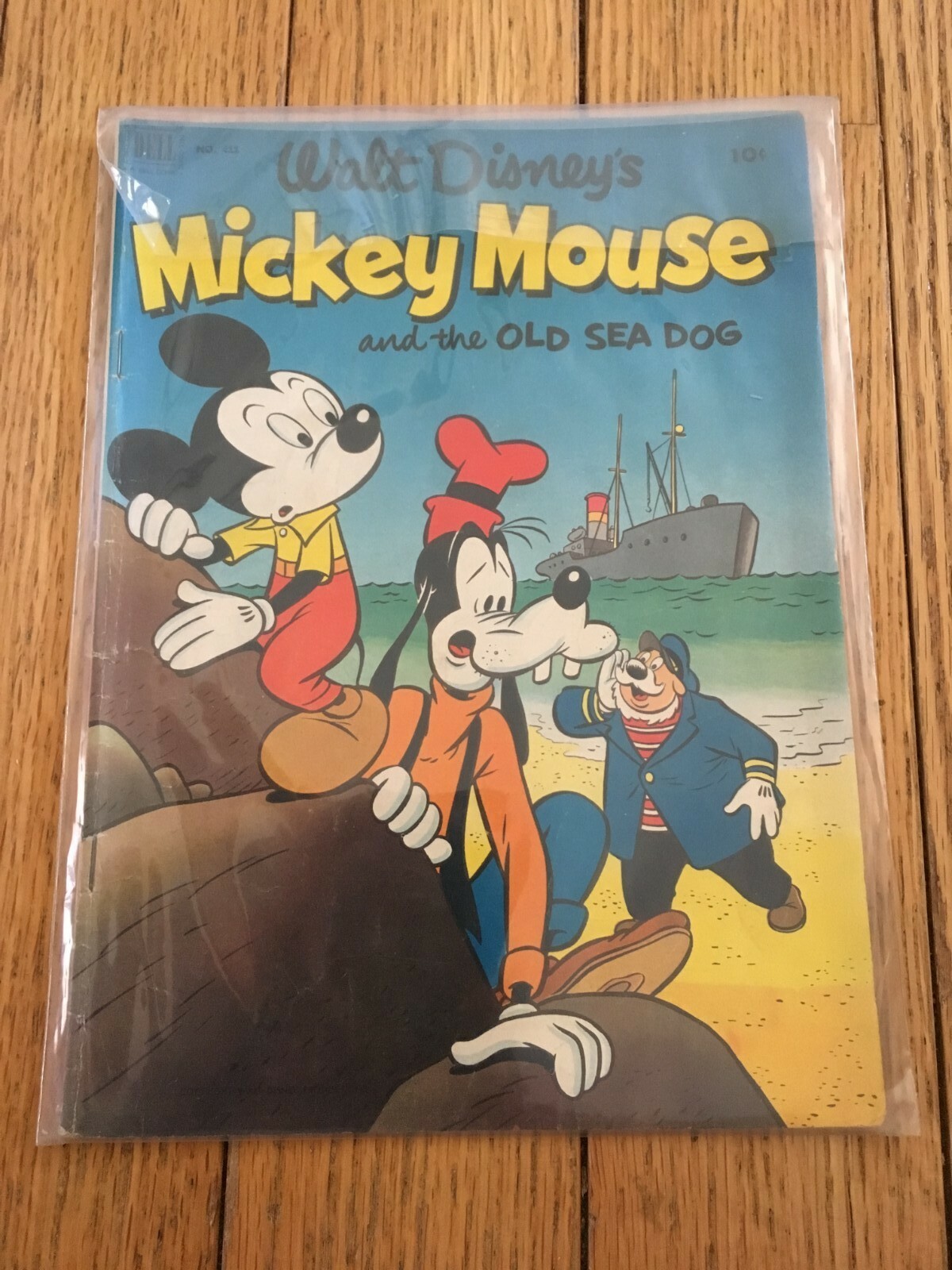 Walt Disney's comic DELL comic 海外 漫画 レトロ Dell Comic No. 411 1952 Walt Disney's Mickey Mouse And The