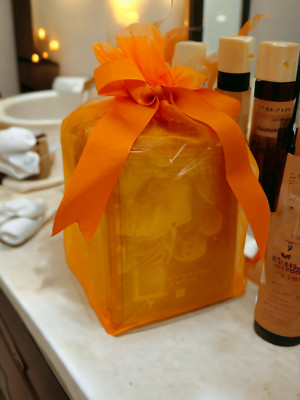 Avon Home Fragrance Collection 2004 Spiced Pumpkin Gift Set New in Box Retired