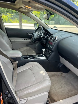 image 3 of interior