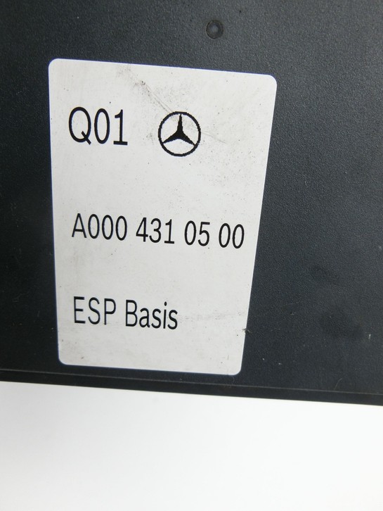 Mercedes W176 A200 12-15 ABS Steuergerät Aggregat Hydraulikblock Mercedes W176 A200 12-15 28.01.2015 A0004310500... Vorschau 4