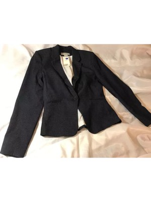 Женский темно-синий приталенный пиджак-блейзер H & M с вентиляцией сзади на одной пуговице, который можно носить на работу 0