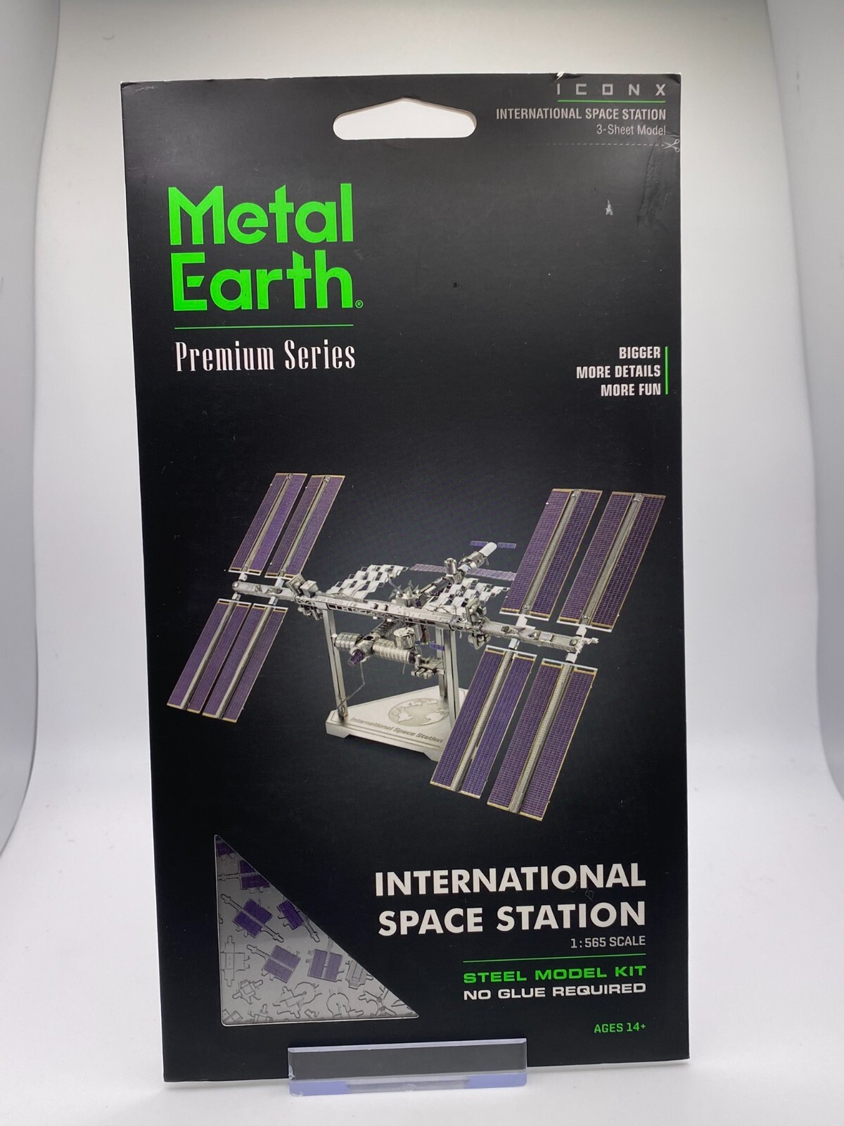 Fascinations Metal Earth Premium Series International Space Station