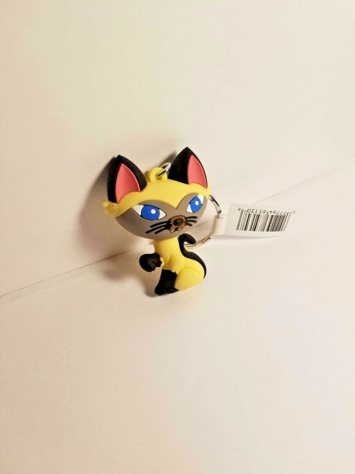 Disney Figural Keyring Series 19 Am Cat Blind Bag Figure NEW