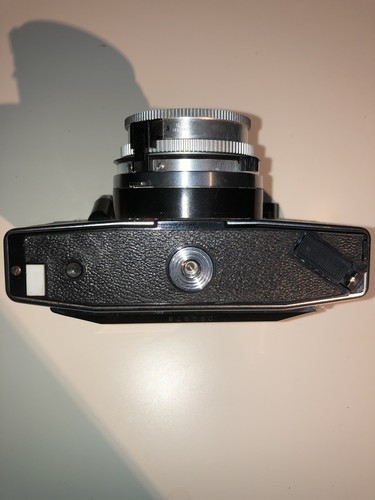 KODAK INSTAMATIC REFLEX Schneider Kreuznach Xenar 45mm 2.8 Lens 35mm film CAMERA