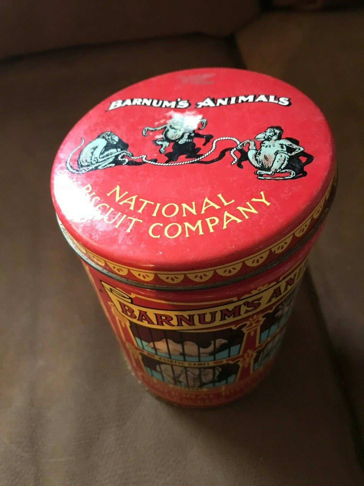Vintage Barnum's Animals Cookies tin