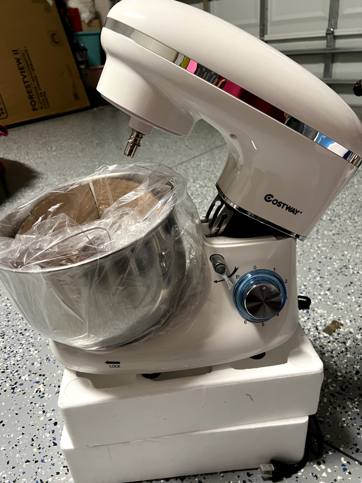 8-speed Electric Food Mixer W/dough Hook Beater White