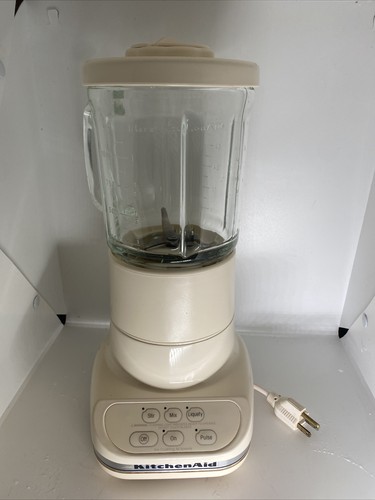 KitchenAid Vintage Blender - Model KSB3AC - Tan - Small Appl