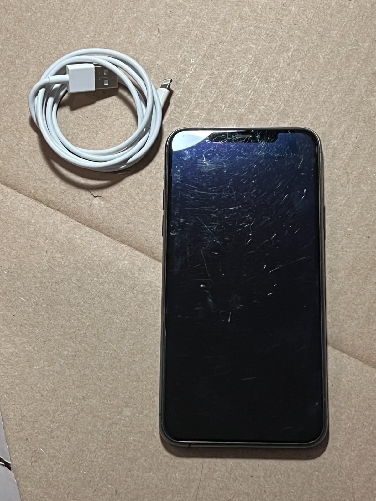 iPhone11pro, Space Gray, 256GB EarPods付 Amazon.com: Apple iPhone 11 Pro, US Version, 256GB, Space Gray