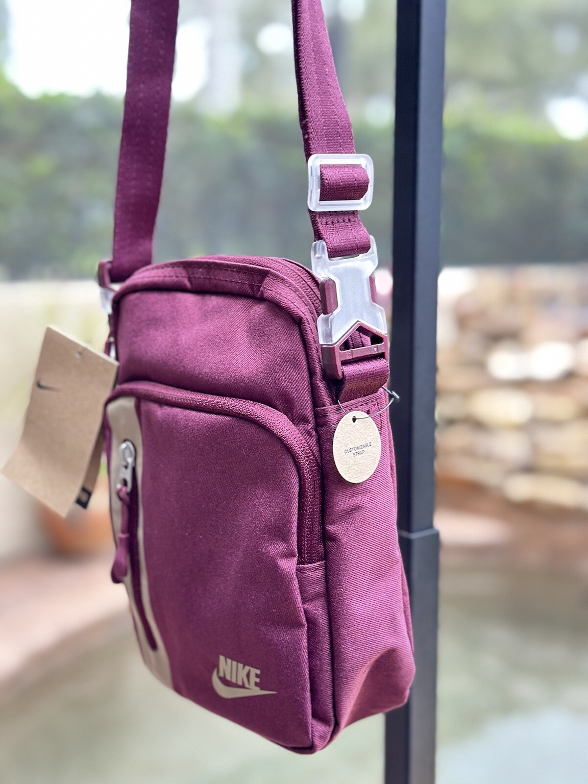 Nike Elemental Premium Crossbody Bag DN2557-681 4L Red