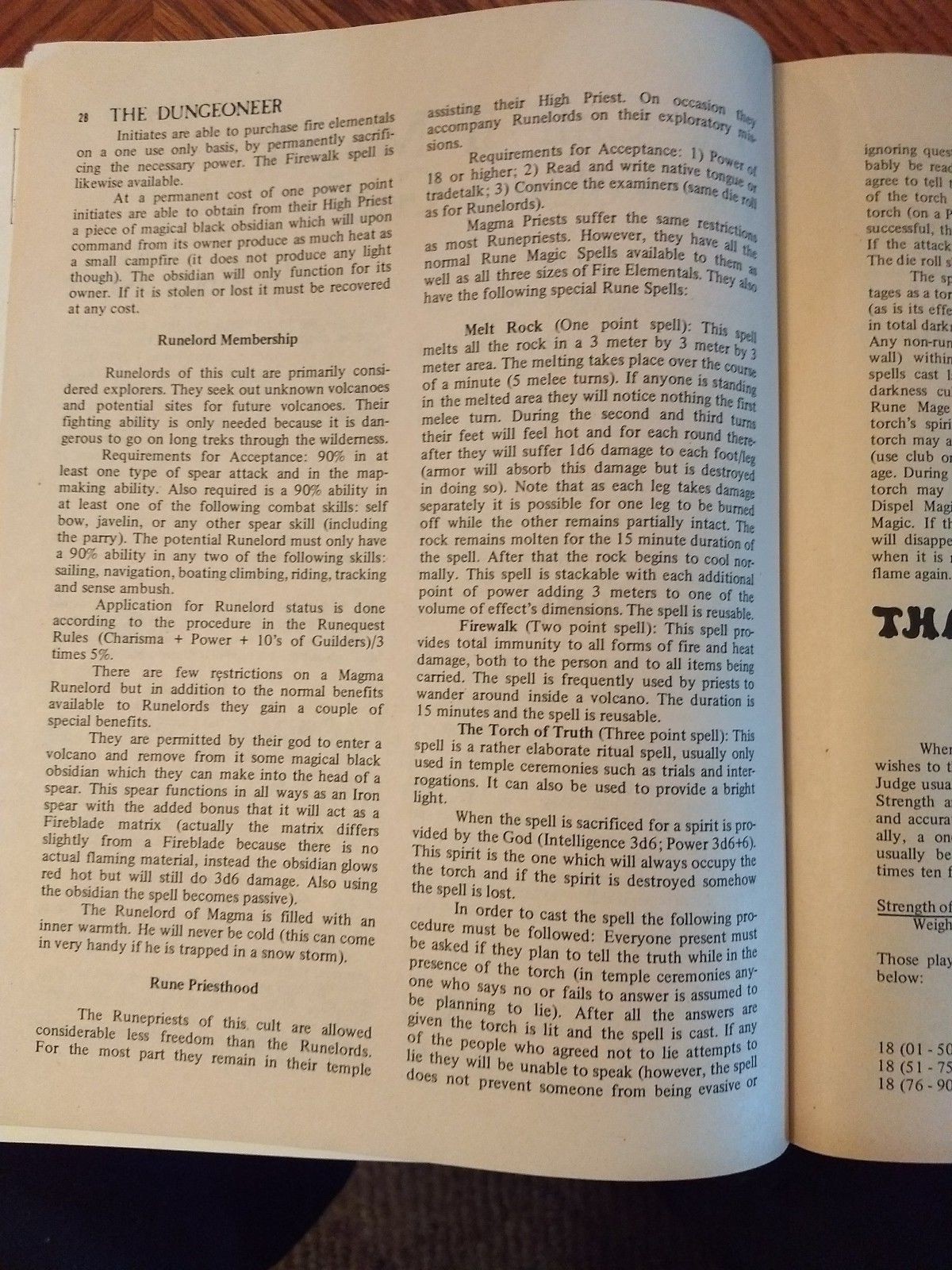 Judges Guild The Dungeoneer #14 1979 Nov/Dec: Special Runequest Issue