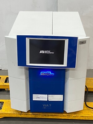 Applied Biosystems 4453552 ViiA 7 Real-Time 96-Wells PCR System, Twister 3 Robot