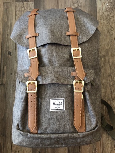 herschel little america olive green
