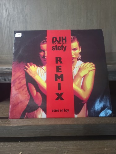 英12” DJ H. Feat. Stefy Come On Boy FCT12001 FCT White /00250 英12” DJ H. Feat. Stefy Come On Boy FCT12001 FCT White