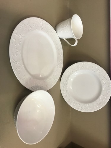 Lenox Opal Innocence Carved 4 Piece Porcelain Dinnerware Place Setting New