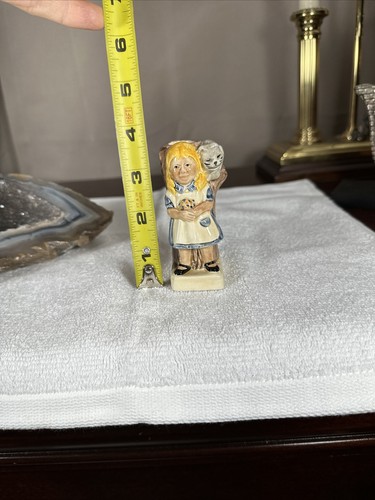 ALICE “TOBY” Tony Wood Studio Staffordshire England 1983 RARE