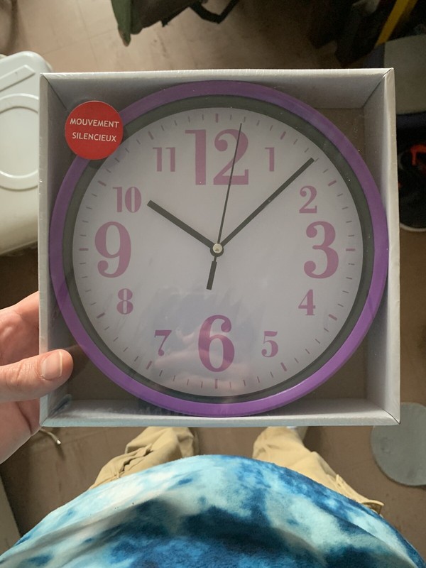 Horloge Murale Violette