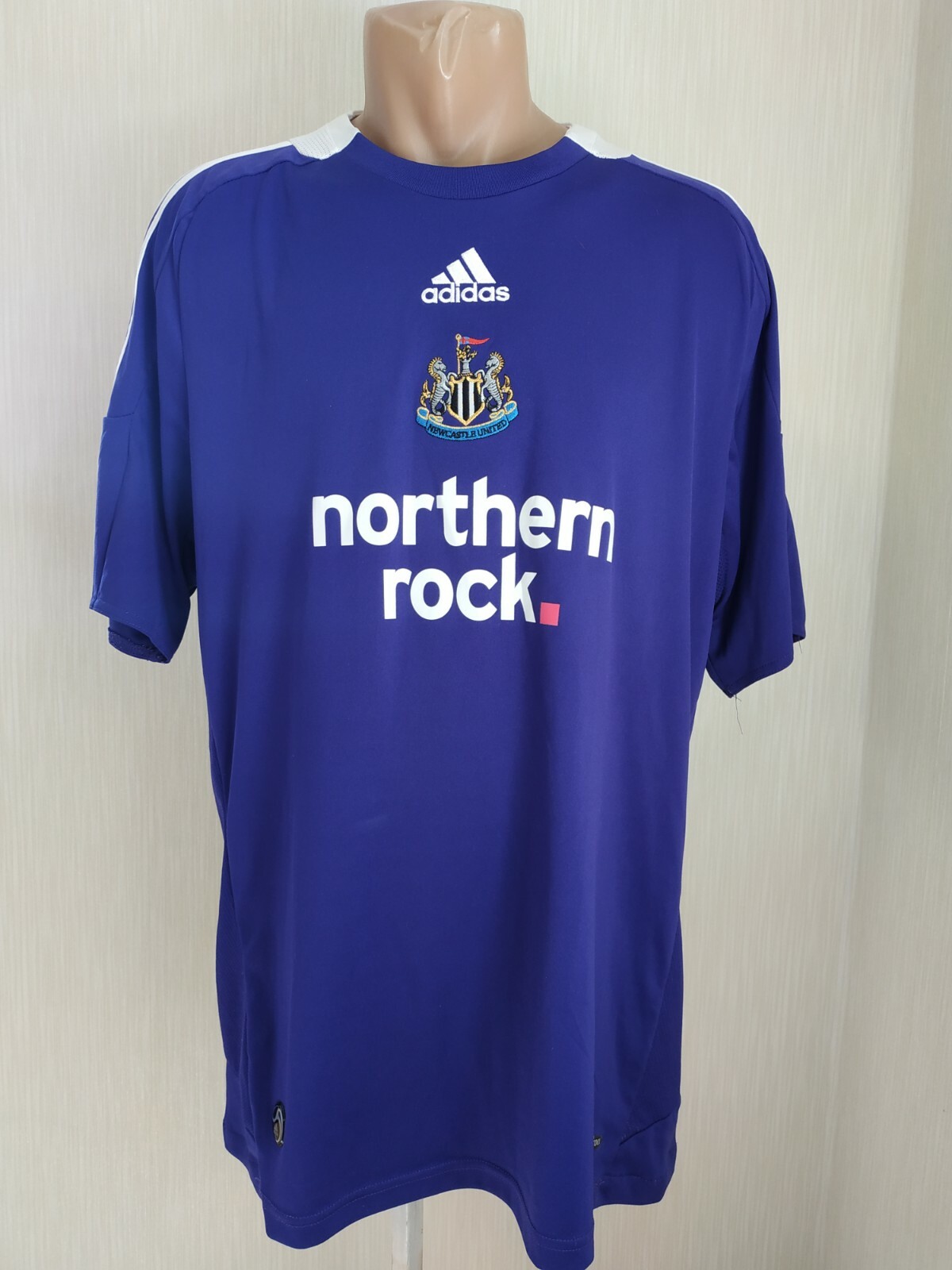 未使用 ニューカッスル ユナイテッド 2009-2010 away kit 未使用 ニューカッスル ユナイテッド 2009-2010 away kit 未使用