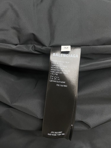 Balenciaga Men's Nylon Rain Jacket Black (Size 32)