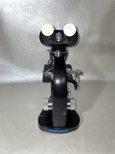 ernst leitz gmbh.wetzlar 　　03377 ernst leitz gmbh wetzlar germany 529778 microscope With Case