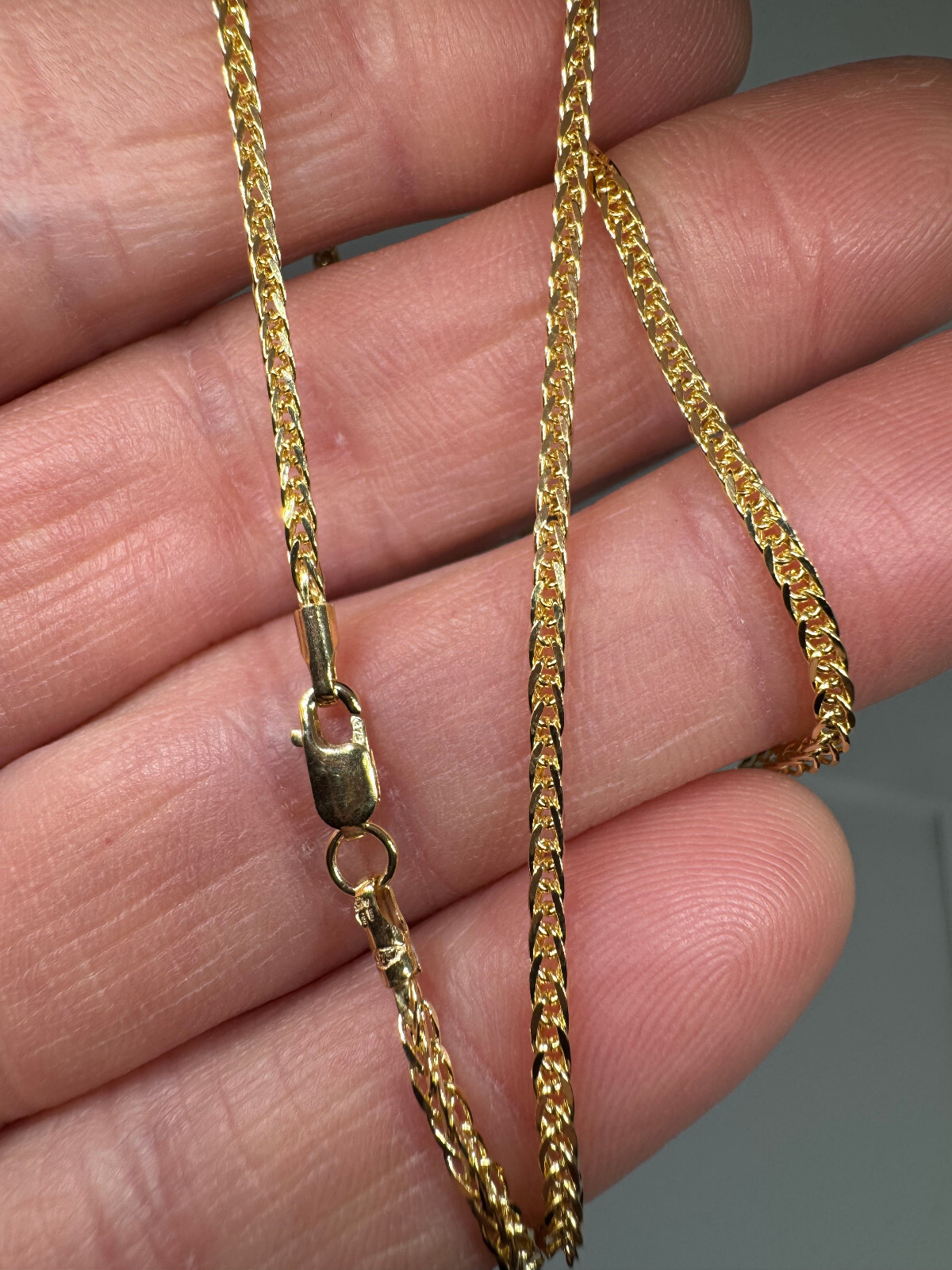9ct Yellow Gold 2mm Diamond Cut Square Link Spiga 16