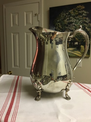 Vintage LEONARD Silverplate Footed Water Pitcher w/ Ice Lip 8 3/8