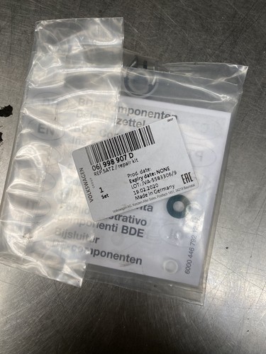 ０．９リットル　９９８０６　99806 Amazon.com: Volkswagen 06D 998 907, Fuel Injector O-Ring Kit