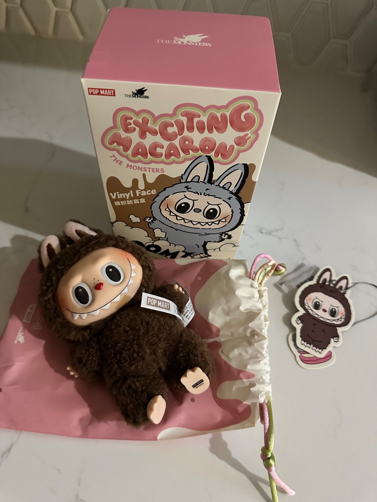 ぬいぐるみ Labubu Exciting Macaron Chestnut Cocoa Authentic * New * LABUBU * Exciting Macaron SECRET Chestnut