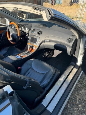 image 3 of interior