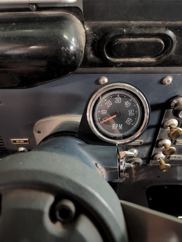 ttaページ Factory Tach Column Mount Bracket Kit Cup V8 I6 Jeep CJ5 CJ7