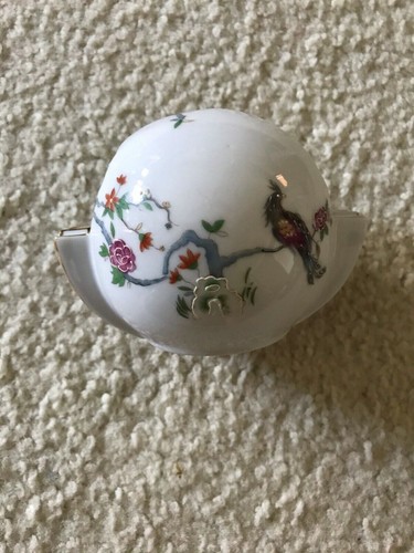 A Very Special Japanese Porcelain Chopstick Stand Deco. w/ Birds (4-1/4"L)