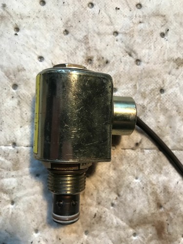 Vickers SV4-10V-0-0-110DS solenoid valve